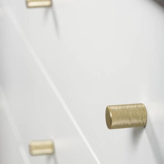 Stiftknop ribbel 17,5mm H-28mm alu. Messing